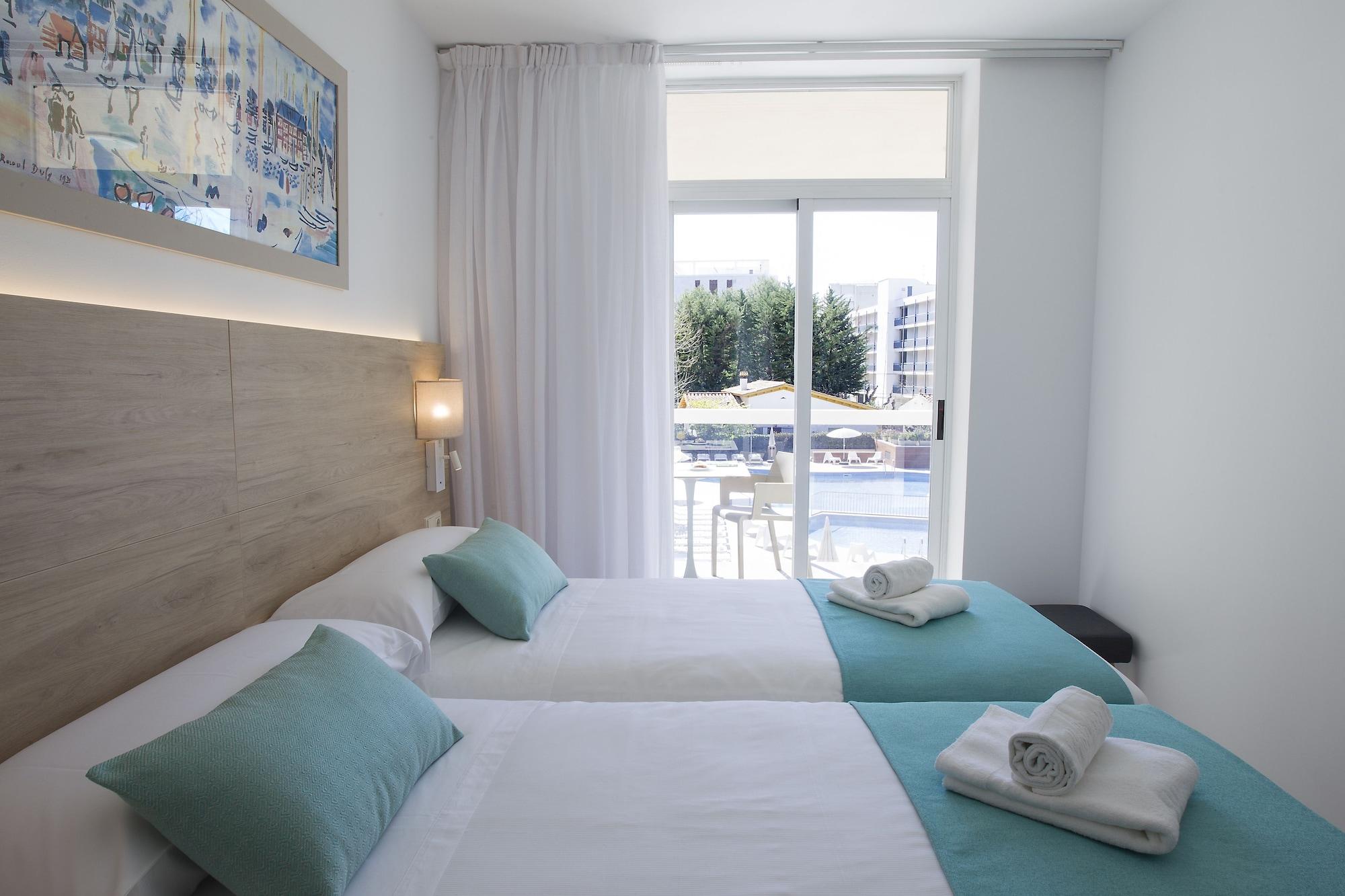 סאלו Aparthotel Cye Holiday Centre מראה חיצוני תמונה