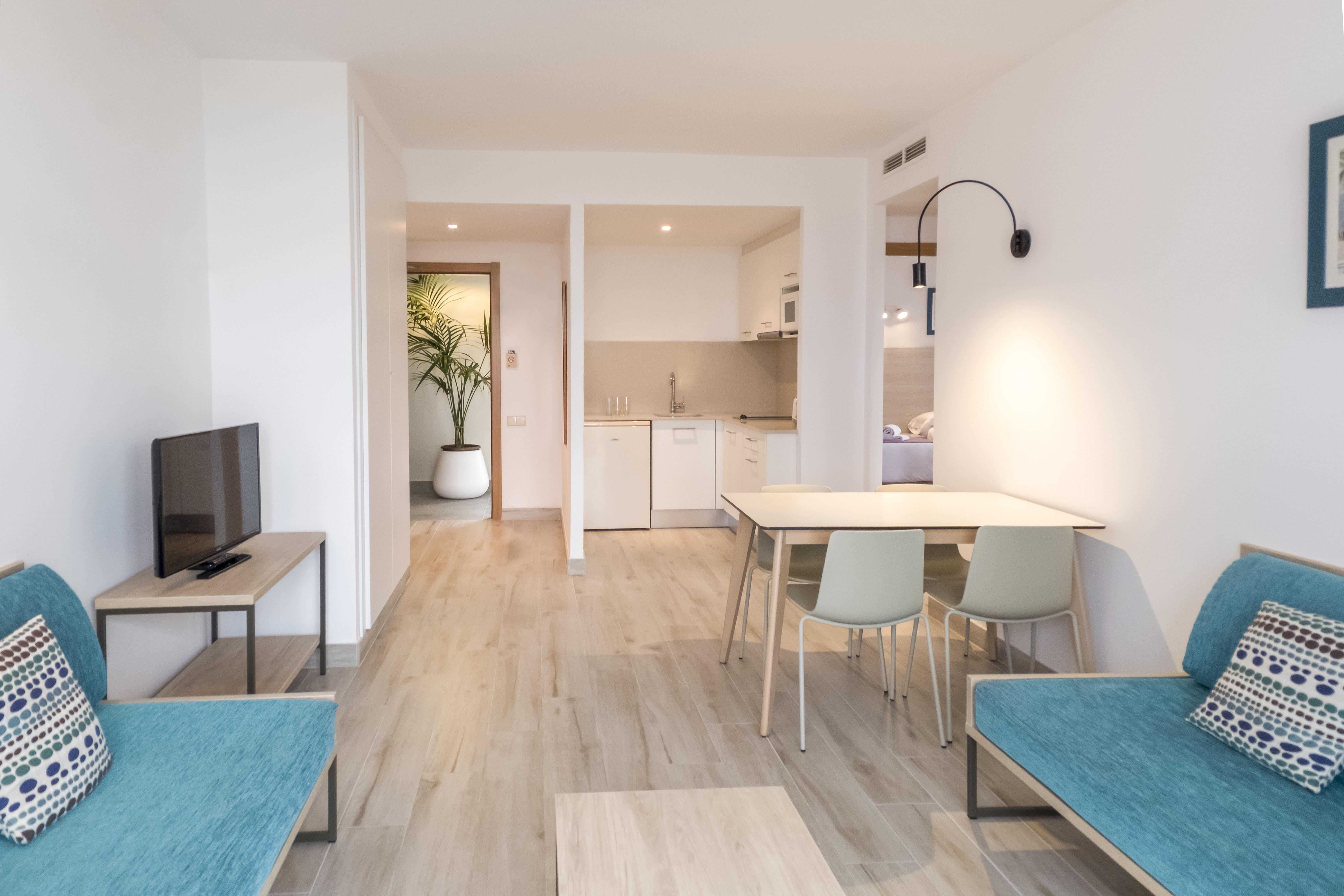 סאלו Aparthotel Cye Holiday Centre מראה חיצוני תמונה