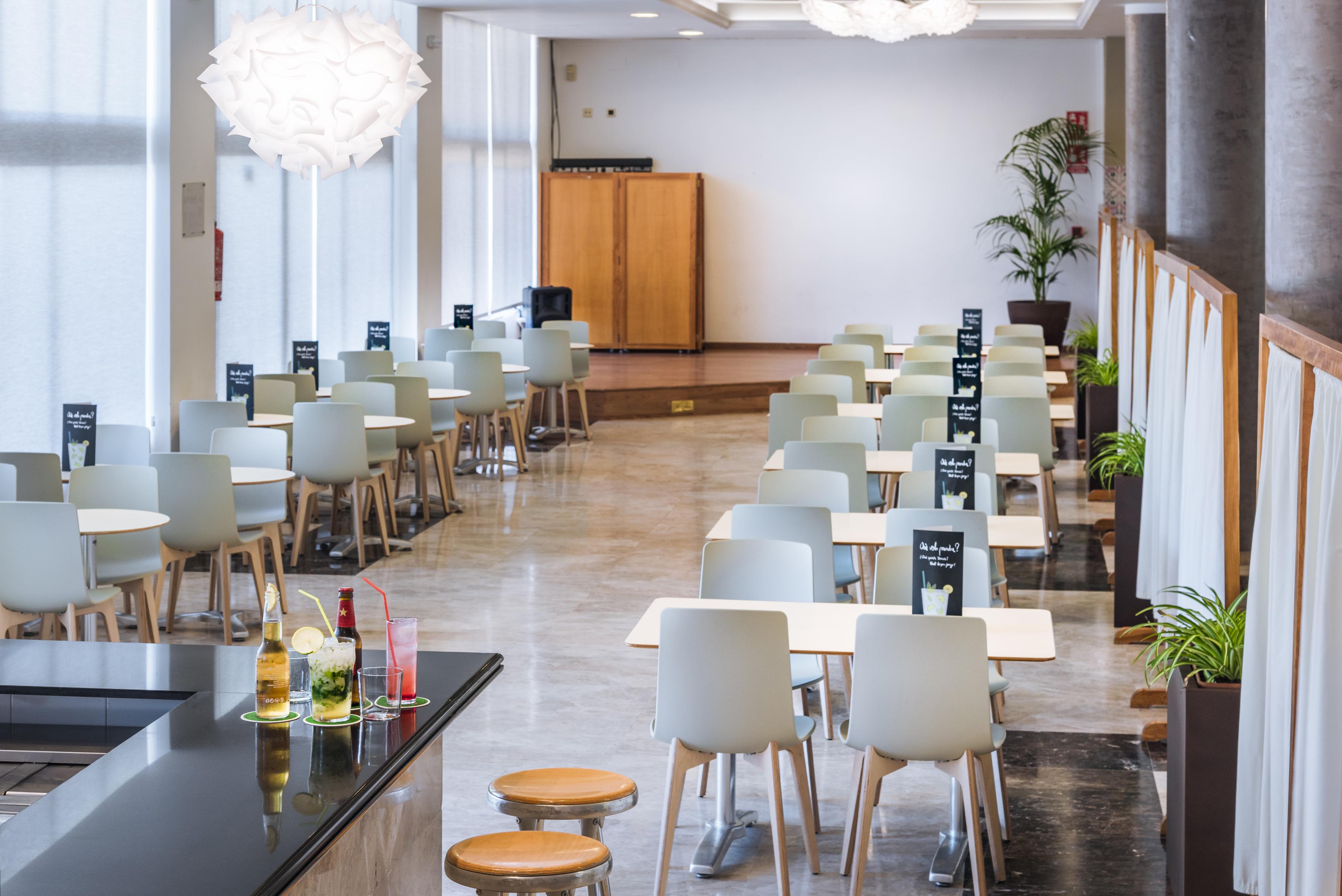 סאלו Aparthotel Cye Holiday Centre מראה חיצוני תמונה