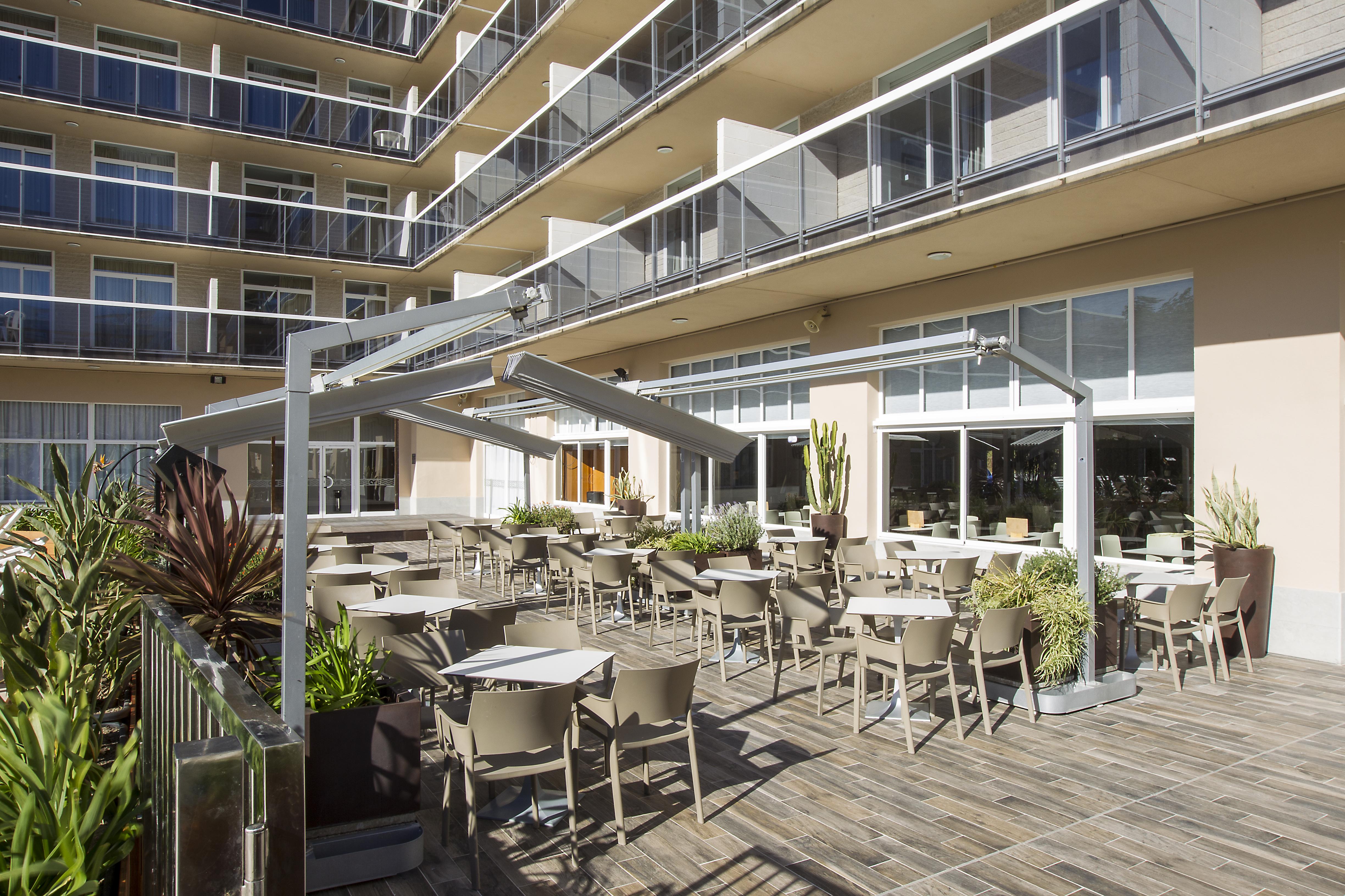 סאלו Aparthotel Cye Holiday Centre מראה חיצוני תמונה