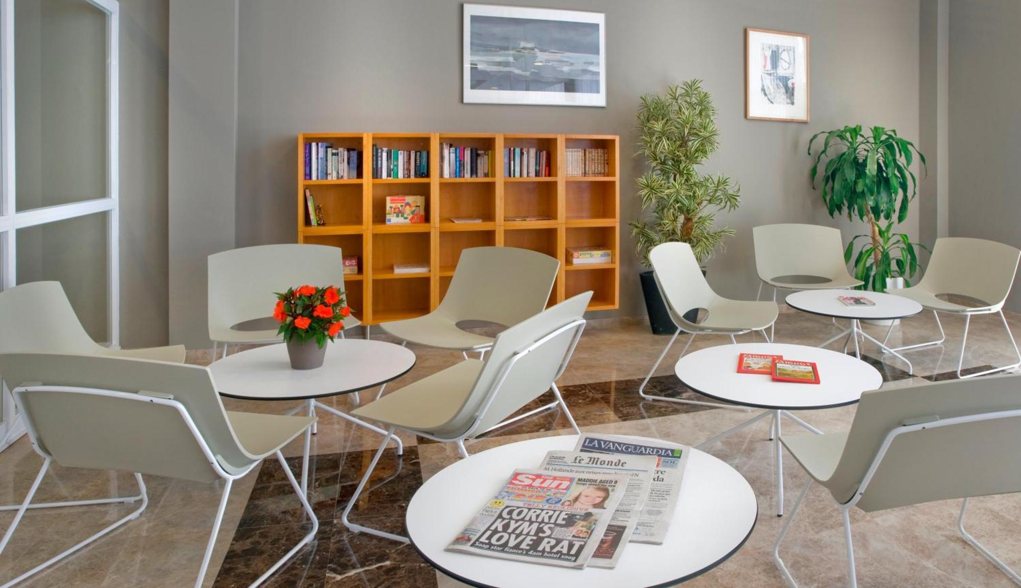 סאלו Aparthotel Cye Holiday Centre מראה חיצוני תמונה