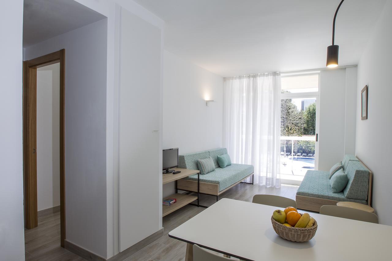 סאלו Aparthotel Cye Holiday Centre מראה חיצוני תמונה
